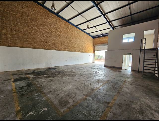 151M² MINI FACTORY FOR SALE IN KYA SANDS